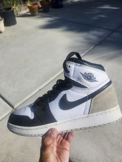 Nike Air Jordan 1 Retro High OG "Stage Haze" Shoe
