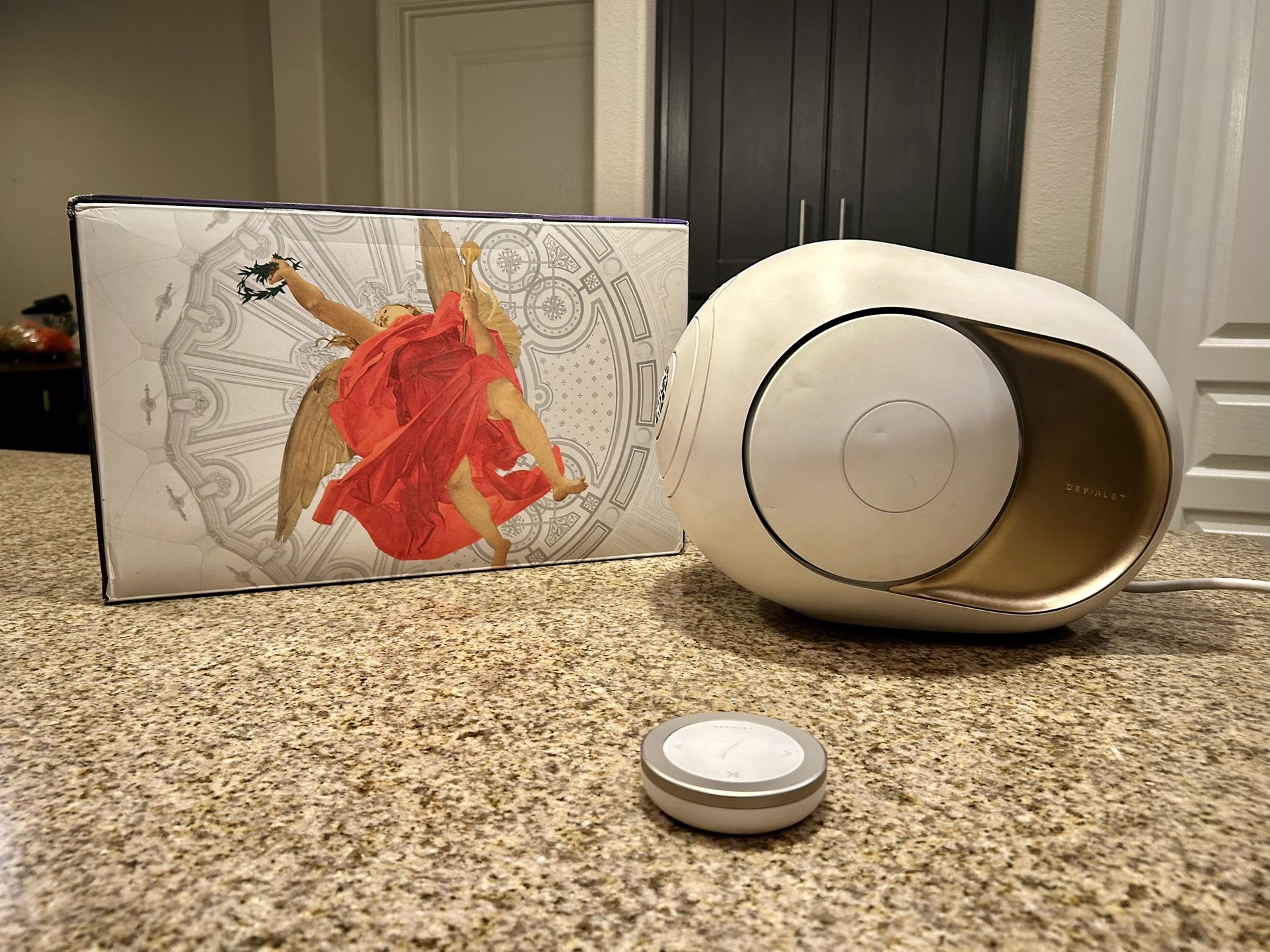 Devialet Speaker