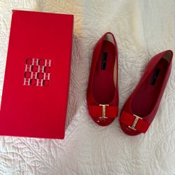 Carolina Herrera Red Girl’s Flat Size 31