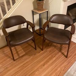 VINTAGE MID CENTURY CHAIRS 