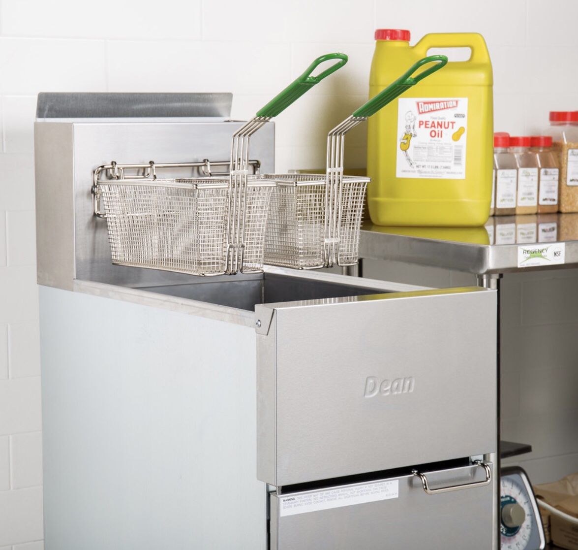 Dean Natural Gas Super Runner Floor Fryer 35-43 lb.