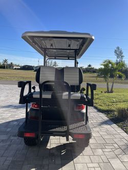 Royal Crown Golf Cart 2023
