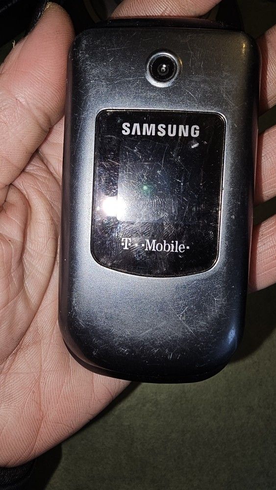 Samsung SGH-T139 - Black ( T-Mobile ) Cellular Flip Phone
