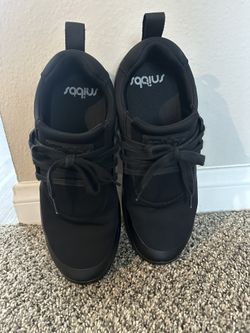 Snibbs Black Size 10men Like New