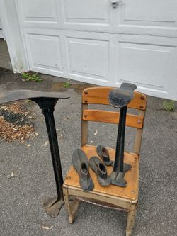 Set of cobblers tools