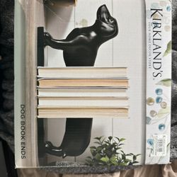 Bookshelf Ends Dog Dachshund 