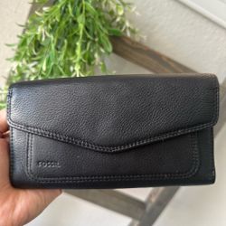 Fossil wallet