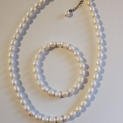 Real Pearl's Necklace And Bracelet