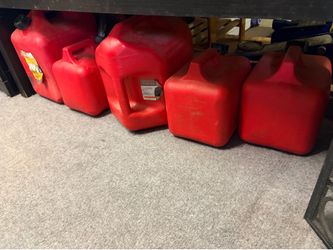 2 gallon gas can
