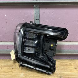 2021-2024 GMC Yukon Denali Right Side LED Headlight OEM 