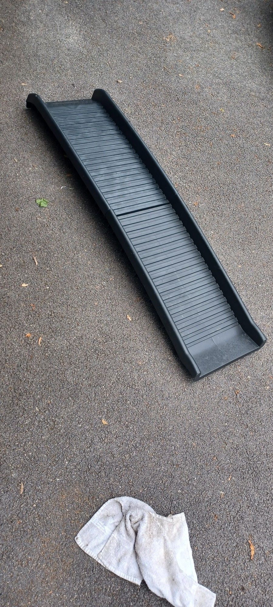 New Folding Pet Ramp 61" Long