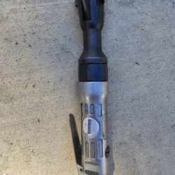 Central Pneumatic Rachet Wrench