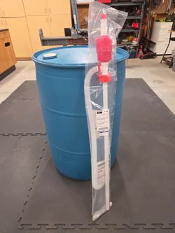 55 Gal Poly  Barrel with Pump