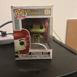 FUNKO POP! DC Bombshells - Poison Ivy