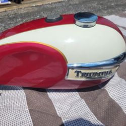 Nice Triumph Motorcycle Fuel Tank
