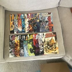 Skybound Super Dinosaur - Lot of 17 comics