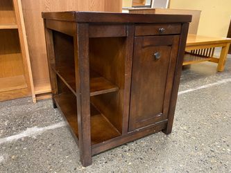 2-Shelf End Table w/ Cupholders & Newspaper Stand