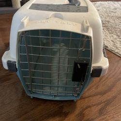 Small Dog/ Cat/ Pet Kennel 