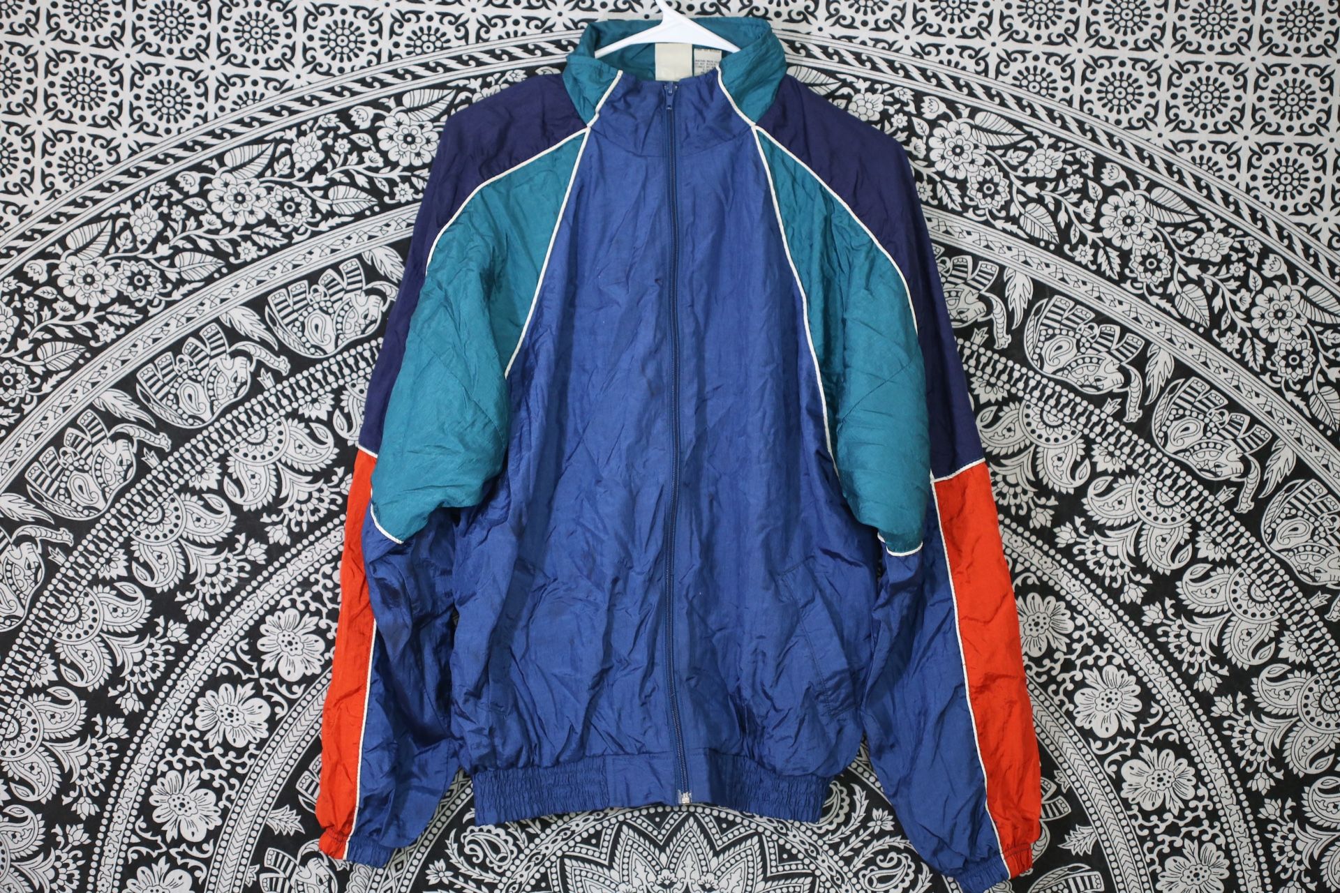 Vintage 90s Active Wear Windbreaker