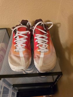 Qc women's  shoe Size 7.5