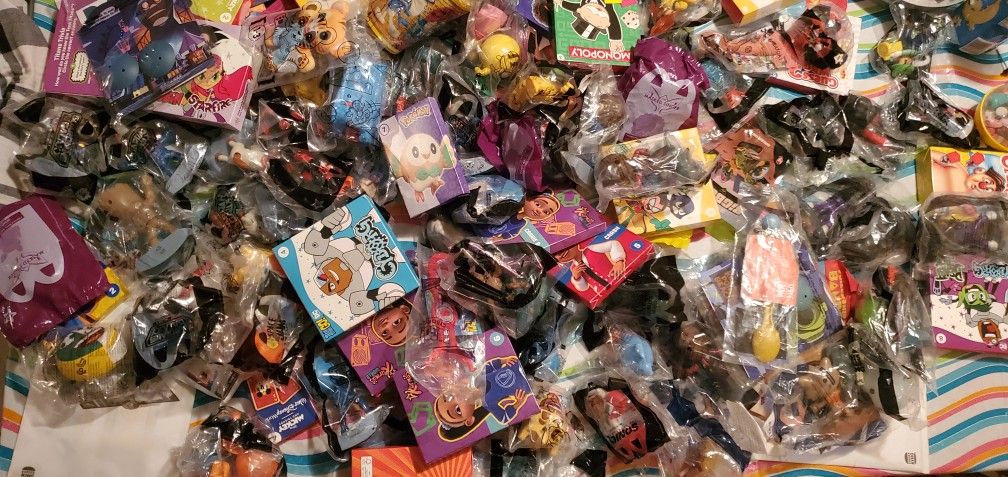 150 Pieces Of McDonalds Happy Meal Toys.