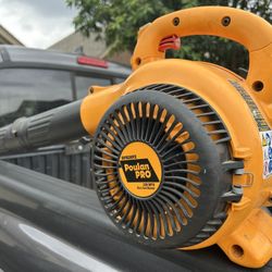 Poulan Gas Leaf Blower BVM200FE