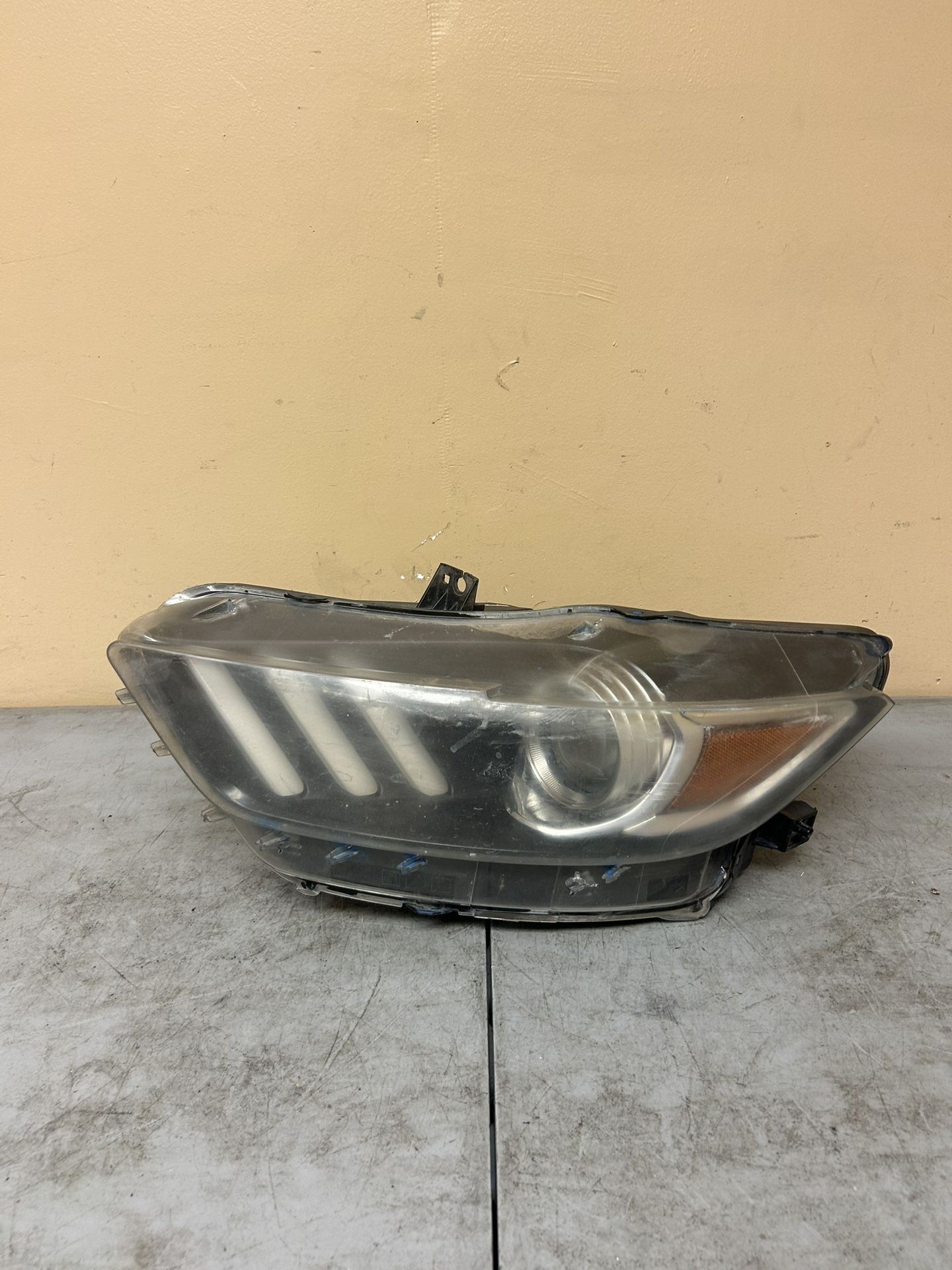 2015 2016 2017 Ford Mustang Left Driver Side Xenon Headlight Oem