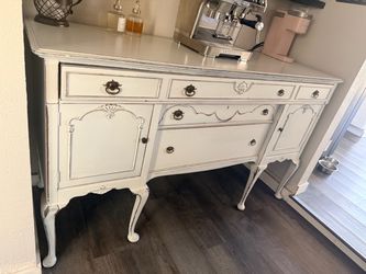 Credenza shabby chic refinished