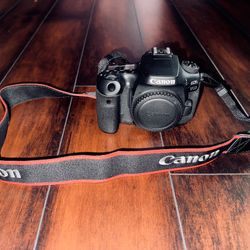 Canon 90D