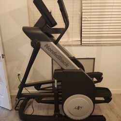 Elliptical Nordictrack 