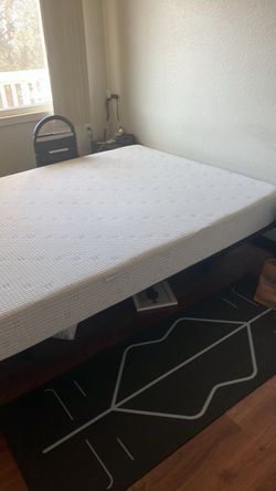 Sleepys queen mattress  (free)