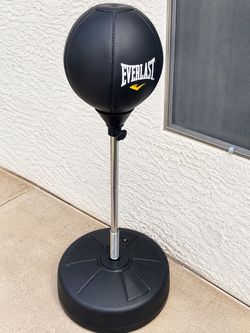 Everlast Freestanding Reflex Punching Bag