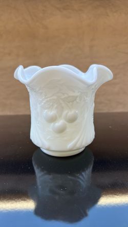 Vintage L. G. Wright Milk Glass Wreathed Cherry Bowl w/ Ruffled Edges