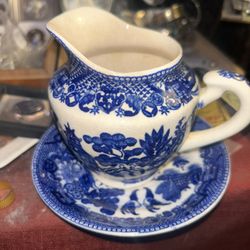 Vintage Blue Willow Creamer Made in Japan With Underplate/saucer