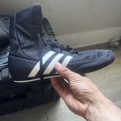 Adidas Box Hog 9.5 