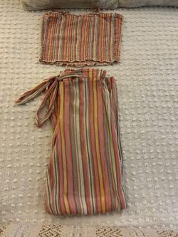 Women’s Top And Bottoms 