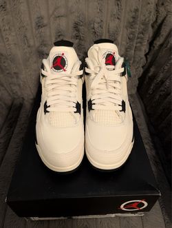 Air Jordan 4 RETRO OG FC