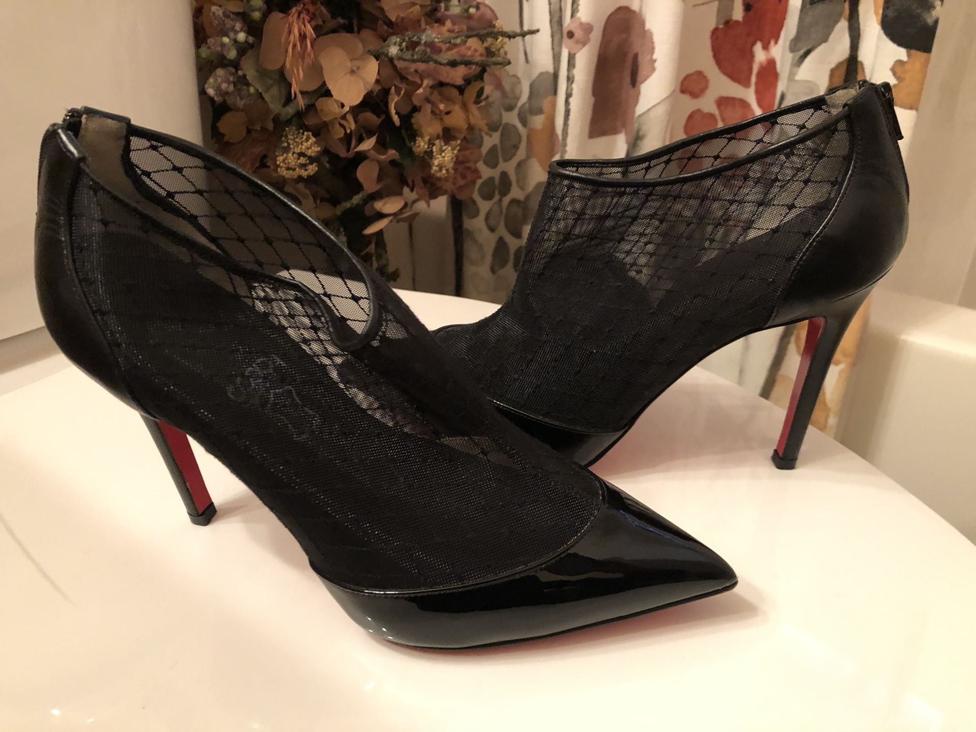 CHRISTIAN LOUBOUTIN HEELS