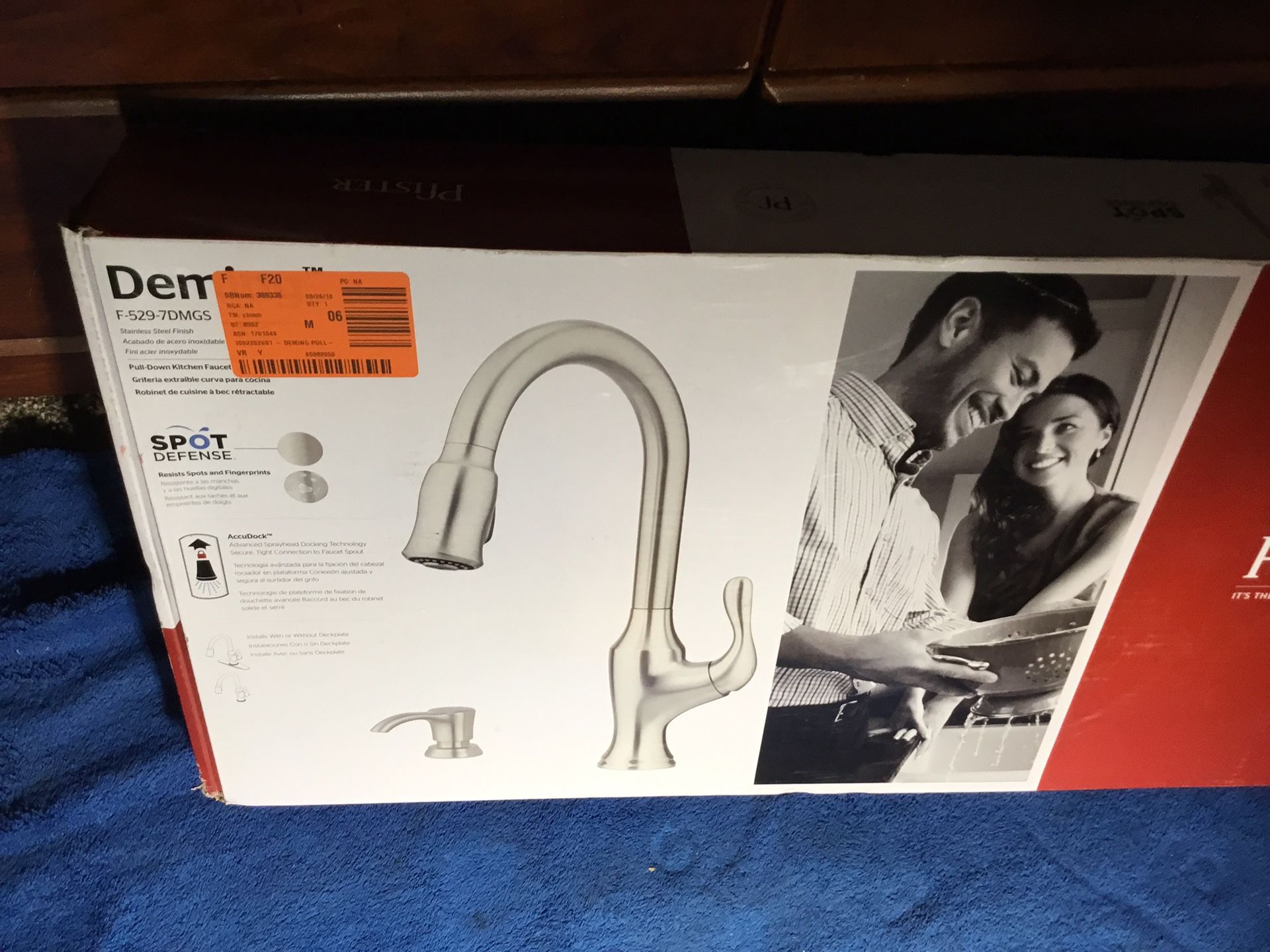 Very Nice Pfister Pull-out style Kitchen FAUCET! NEW π₯π₯π₯. Only 60 Each tomorrow only (Sat) βοΈβοΈ. Check all my deals!