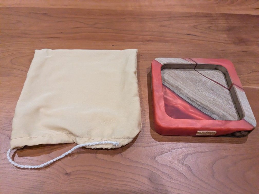 Wood And Epoxy Keys Holder 