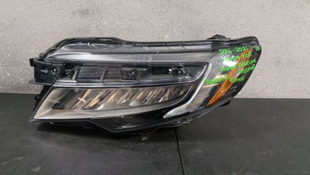 2016-2017-2018-2019-2020-2021 HONDA PILOT RIDGELINE PASSPORT "8 PINS" LEFT HEADLIGHT OEM USED #10574