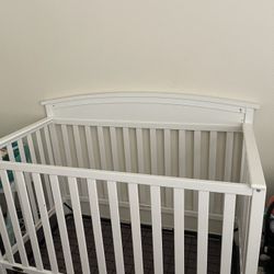 Graco 5 in 1 Crib