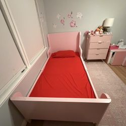 Extendable Kids Bed Bought From Crate & Barrel