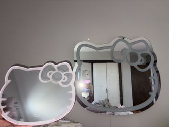 Hello Kitty Light Up Mirrors