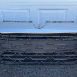 VOLKSWAGEN TAOS 2025 2026 FRONT BUMPER