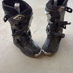 Motocross boots size 6, O’Neill