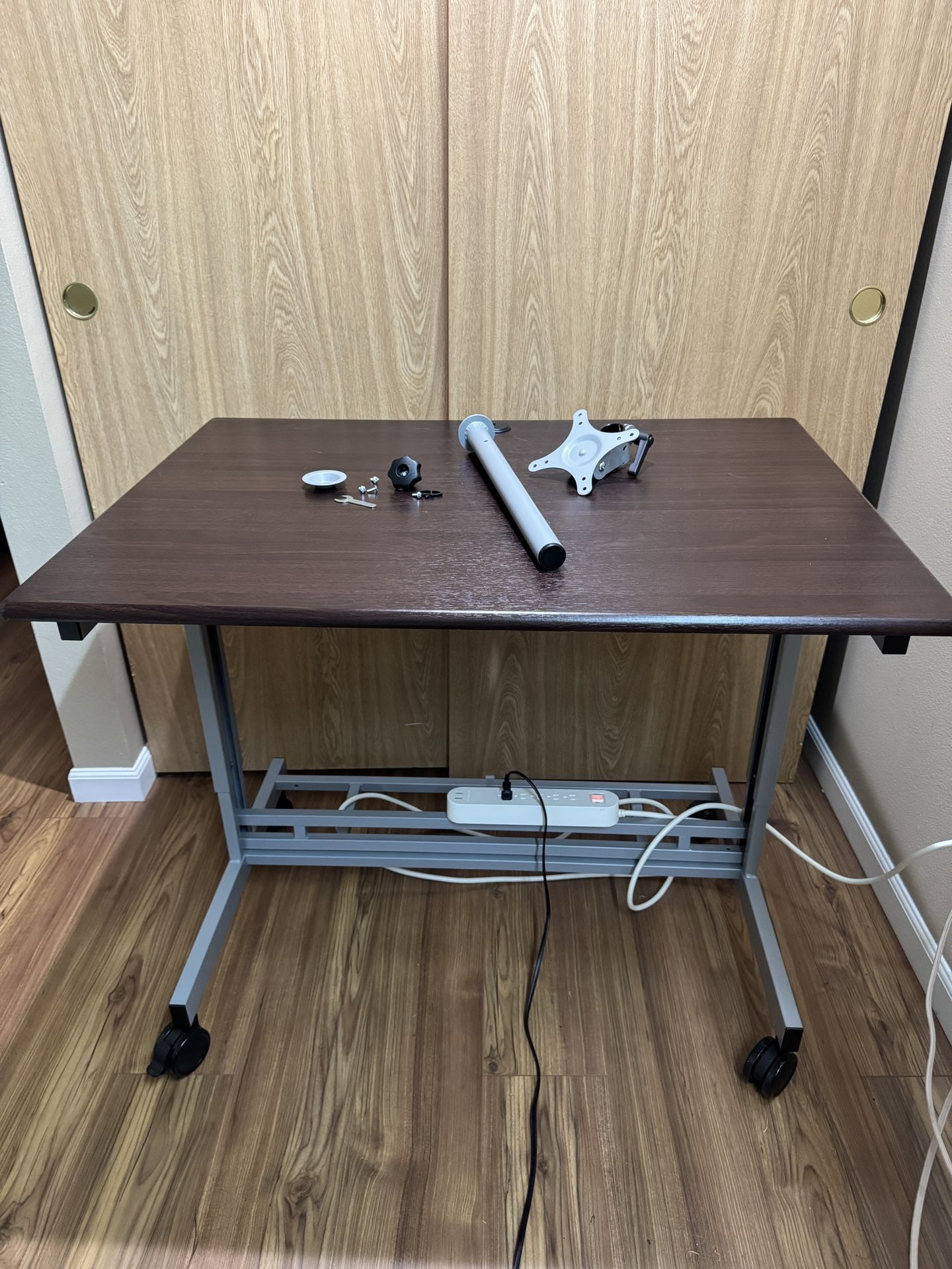 Modular Desk on Wheels w Monitor stand