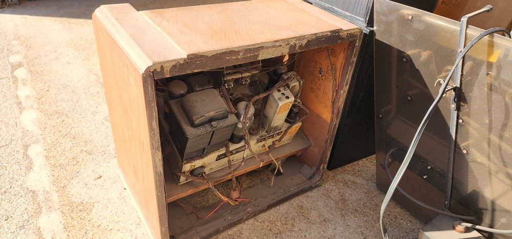Antique Radio