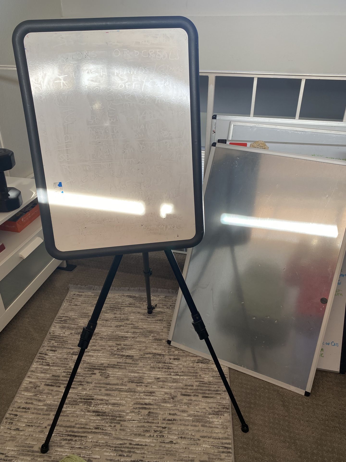 Easel Great For Home Office Or Advertising Your Business Never Used Bag Comes With It