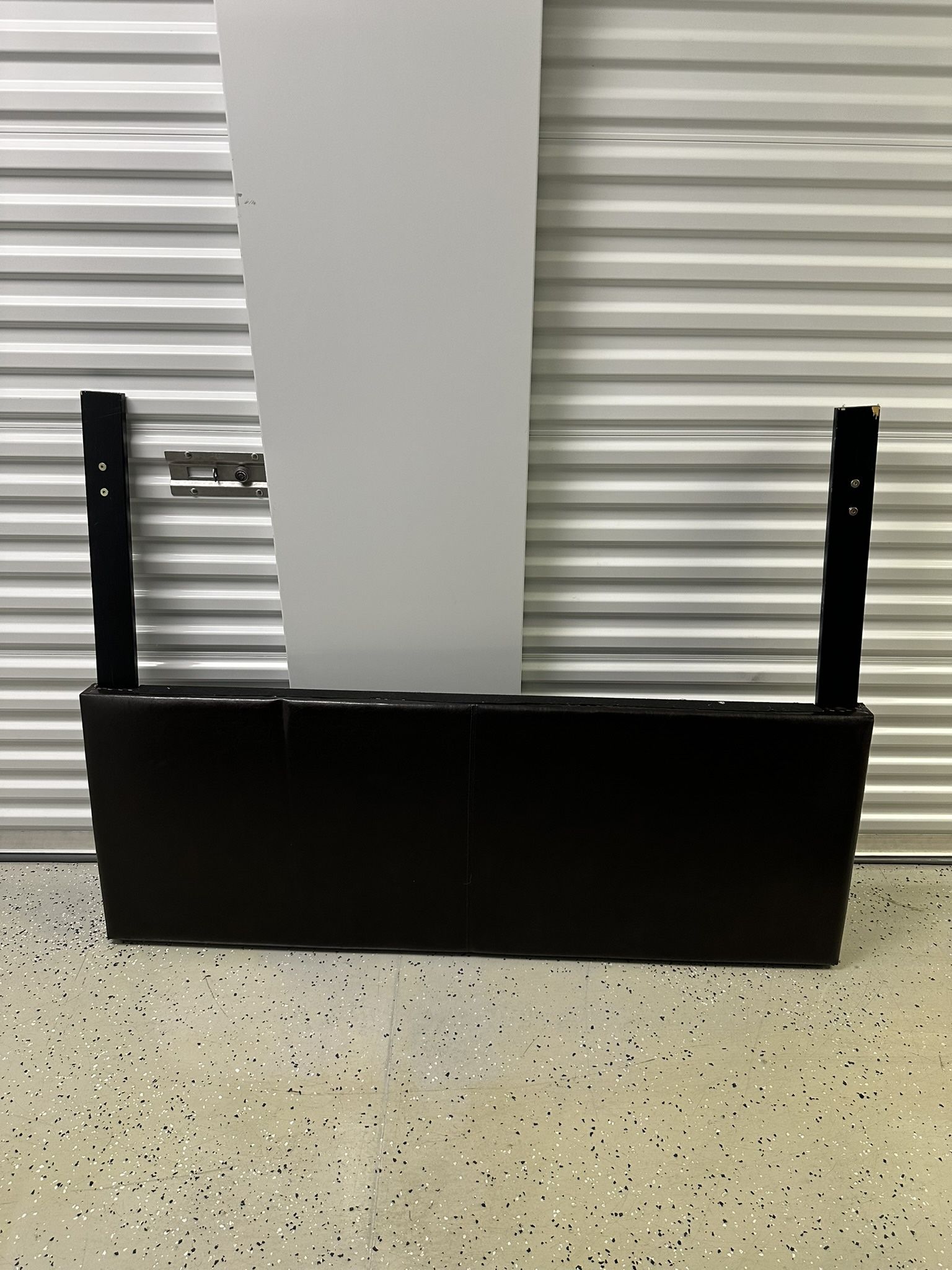 🛏️ Queen Upholstered Headboard – Powell Furniture – Black Faux Leather – $80 (OBO)